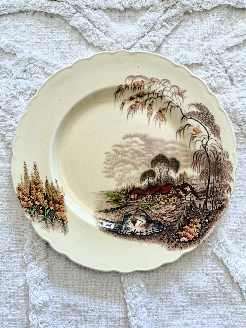 Vintage Royal Staffordshire Wilkinson England Rural Scene 10.5” Plate